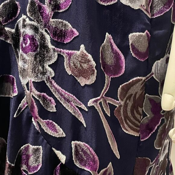 Chelsea28 Burnout Velvet Romantic Floral Dress – Size Large - Picture 13 of 16
